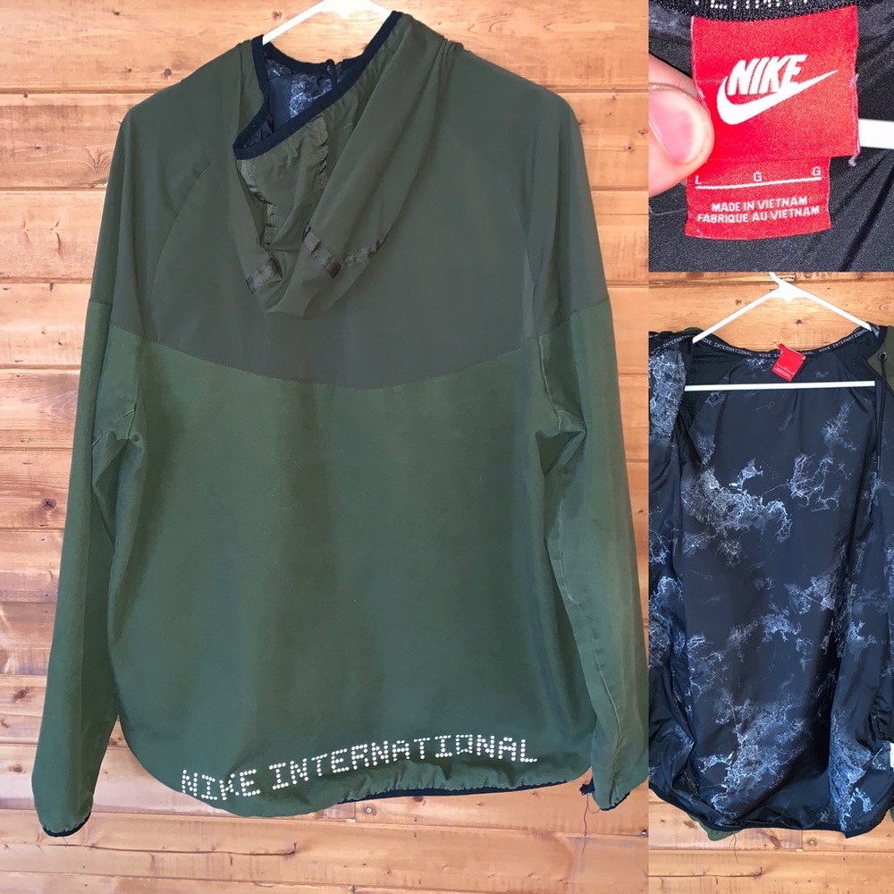 $150 Nike International hooded army jacket L - Picture 2 of 5